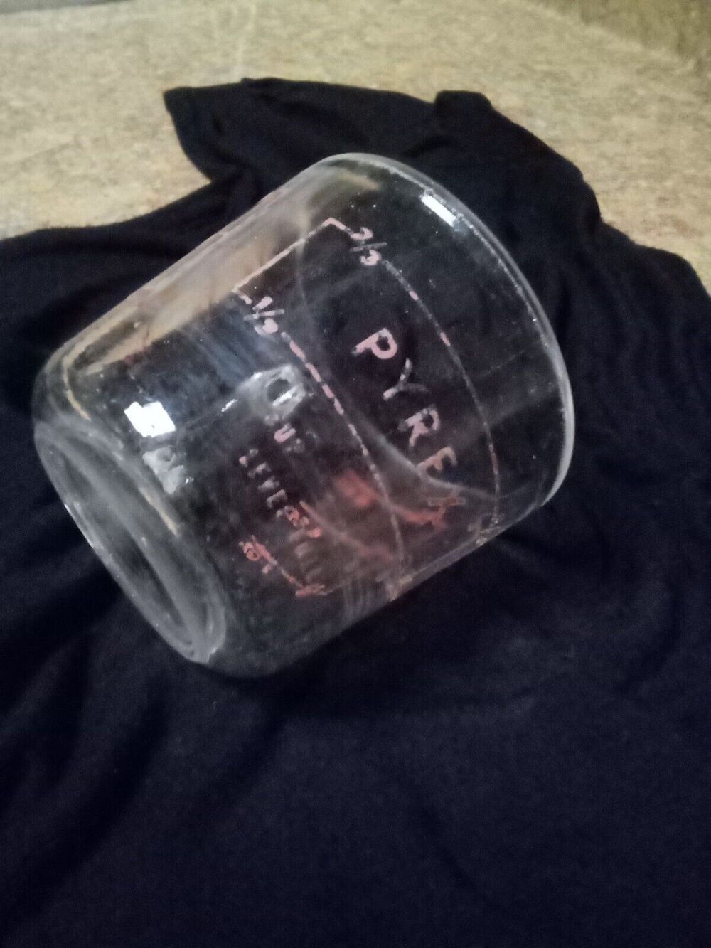 Vintage Rare Pyrex 3/4 C Glass Measuring Cup #18